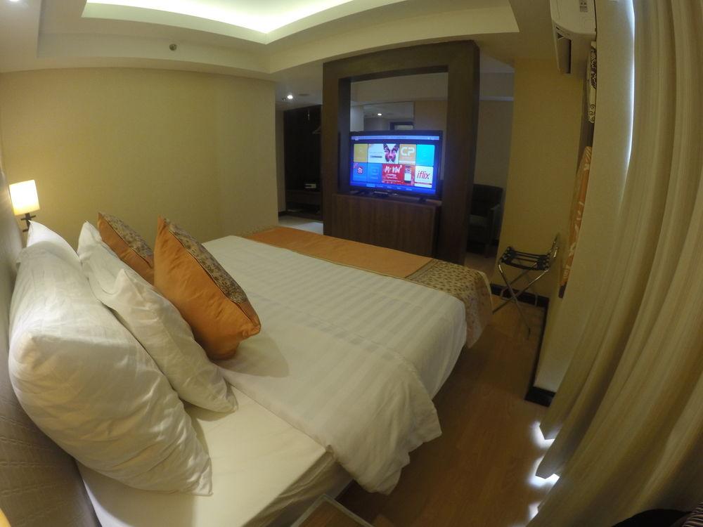 Sahid Raya Hotel & Convention Yogyakarta Maguwo Exteriör bild