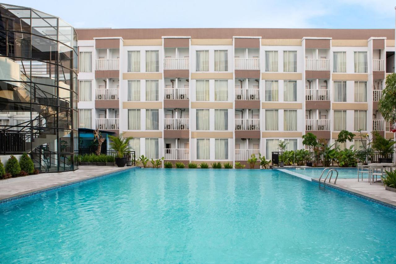 Sahid Raya Hotel & Convention Yogyakarta Maguwo Exteriör bild