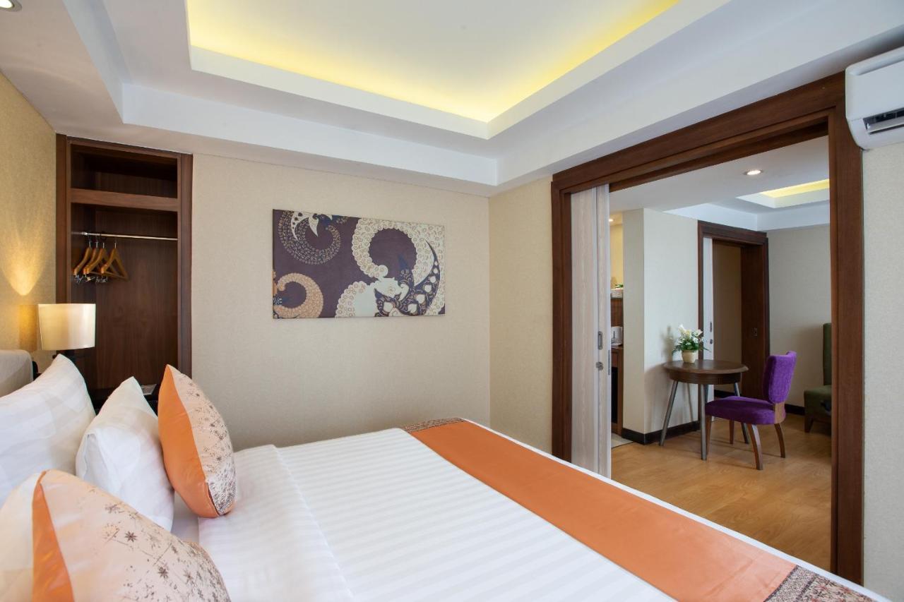 Sahid Raya Hotel & Convention Yogyakarta Maguwo Exteriör bild
