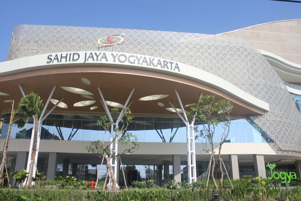 Sahid Raya Hotel & Convention Yogyakarta Maguwo Exteriör bild